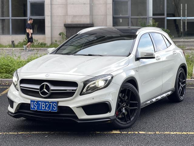 Mercedes-Benz GLA AMG