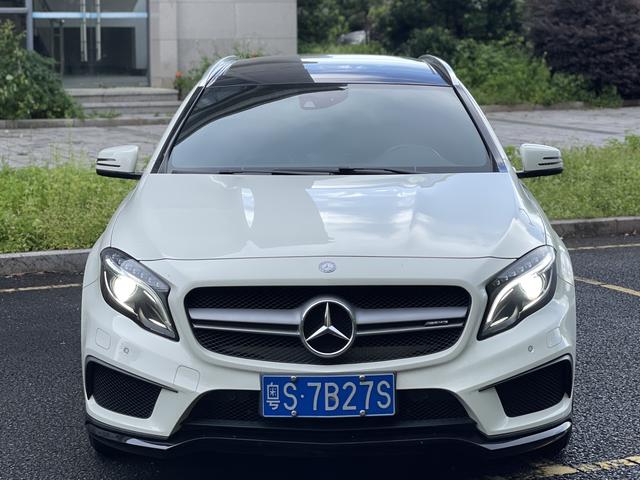 Mercedes-Benz GLA AMG