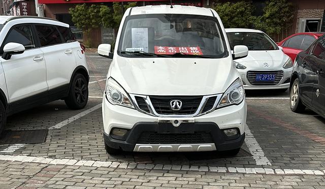 BAIC Weiwang M30