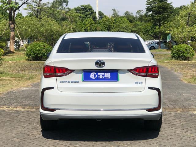 BAIC Beijing EU5