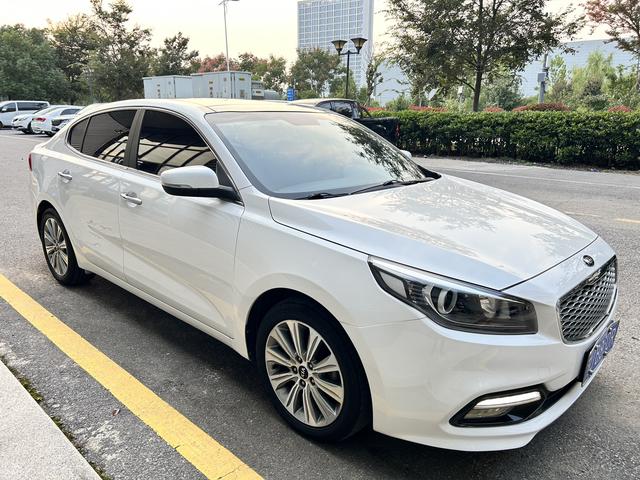 Kia K4