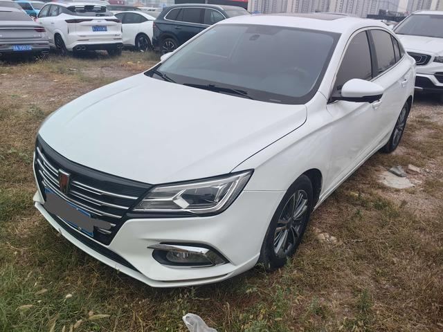 Roewe i5