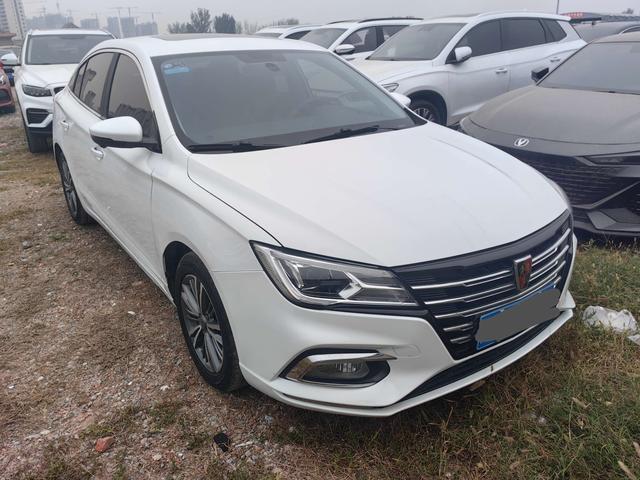 Roewe i5