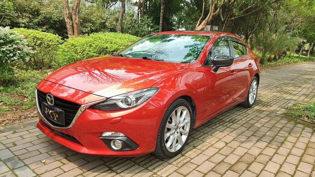 Mazda 3 Angkesela