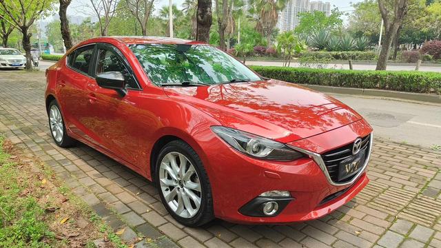 Mazda 3 Angkesela