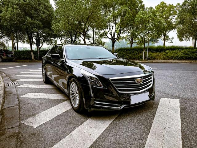 Cadillac CT6