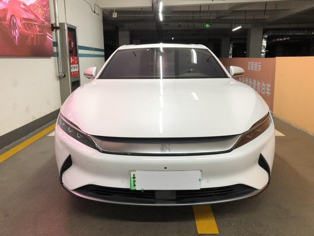 BYD Han EV