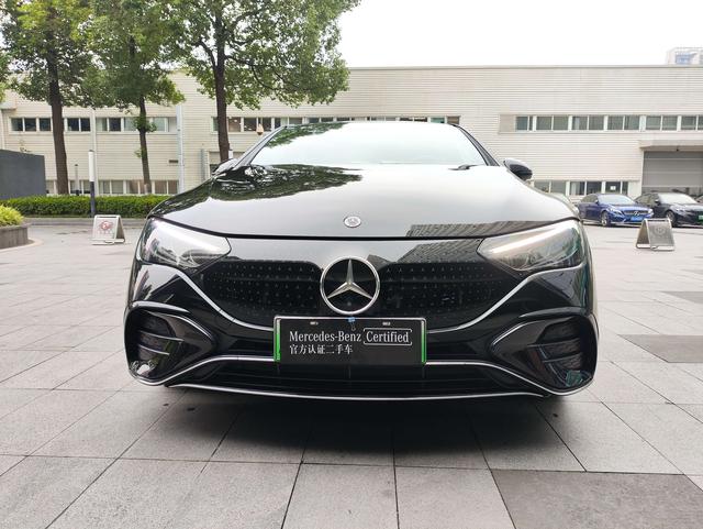 Mercedes-Benz EQE