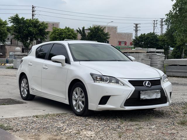 Lexus CT