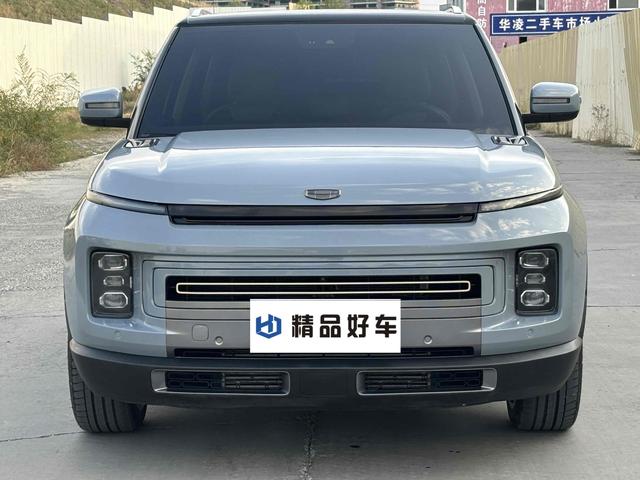 Geely ICON