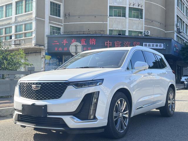 Cadillac XT6