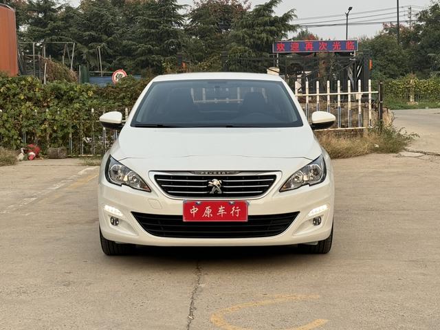 Peugeot 408