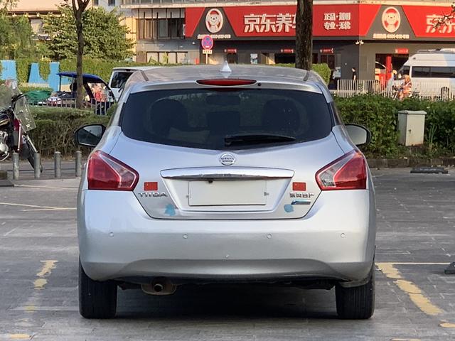 Nissan Tiida