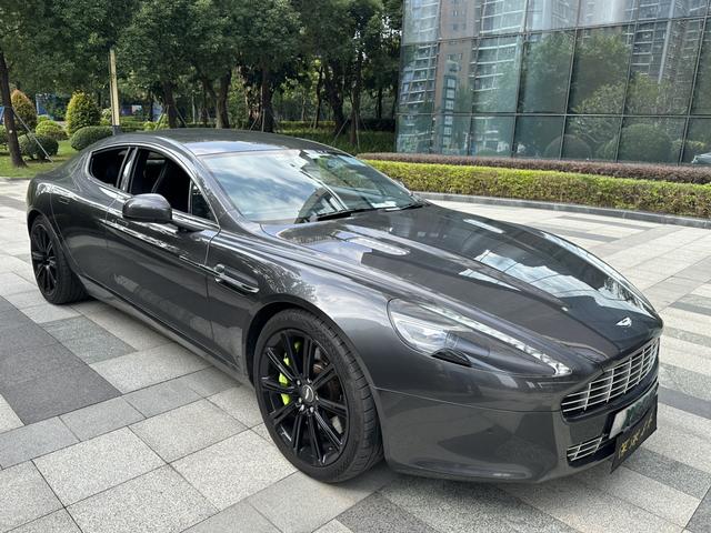 Aston Martin Rapide