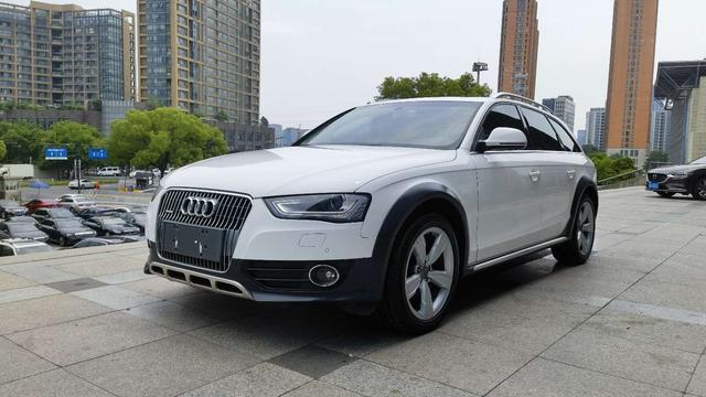 Audi A4 (imported)