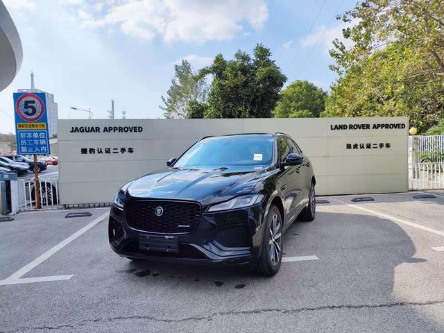 Jaguar F-PACE