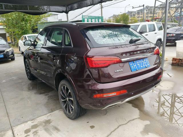 Zotye SR7