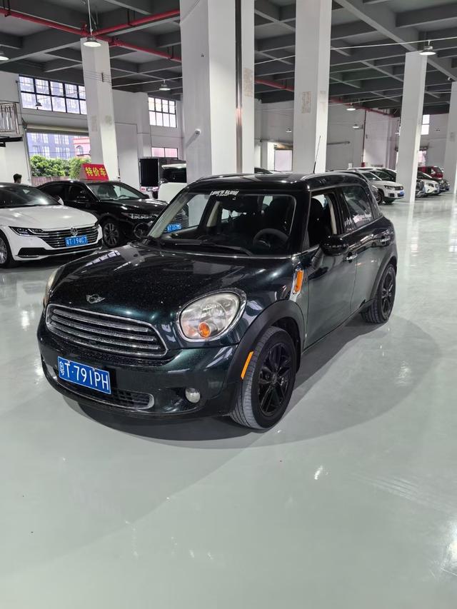 MINI COUNTRYMAN