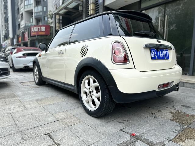 MINI MINI