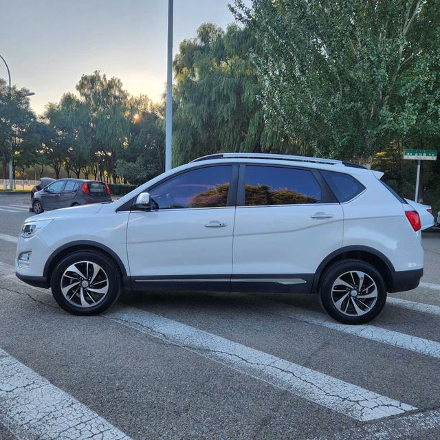 Baojun 560