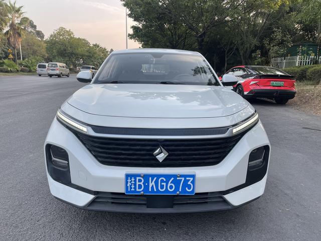 Baojun RC-5