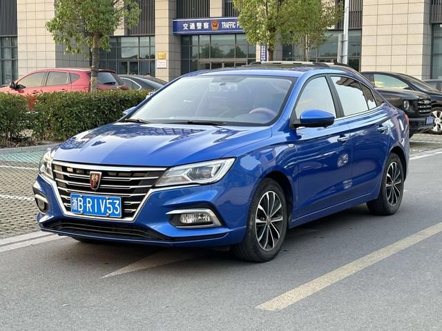 Roewe i5