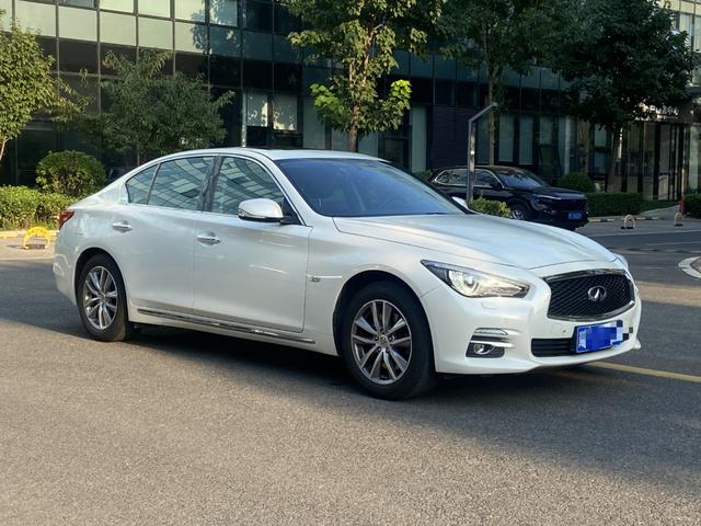 Infiniti Q50L