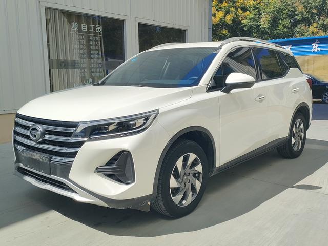 GAC Trumpchi GS4