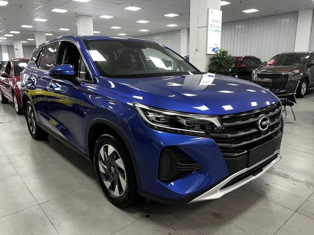 GAC Trumpchi GS4