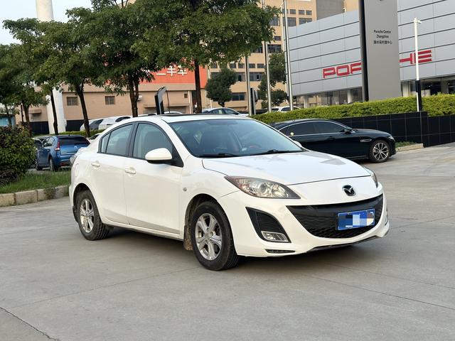 Mazda 3 star