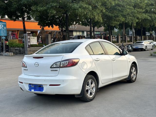 Mazda 3 star