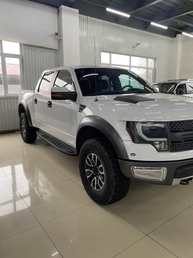 Ford F-150 Raptor