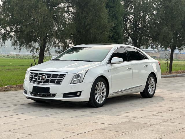 Cadillac XTS