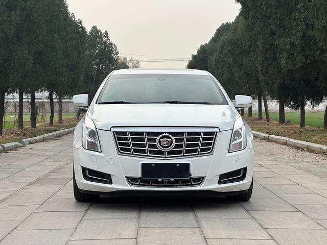 Cadillac XTS