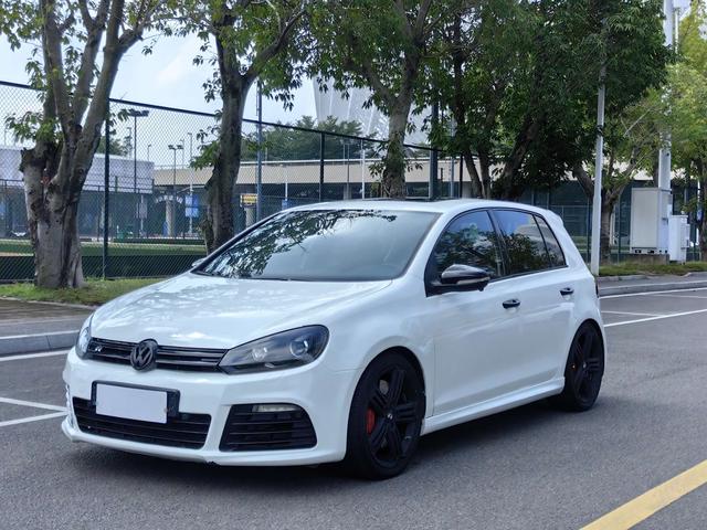 Volkswagen Golf (imported)