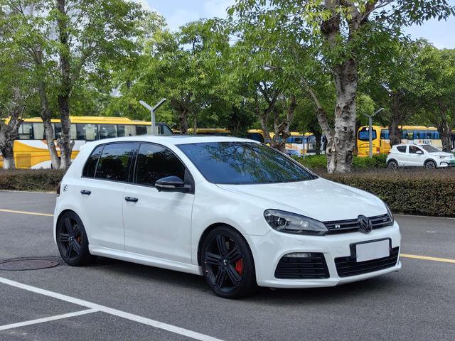 Volkswagen Golf (imported)