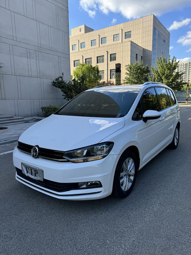 Volkswagen Touran L