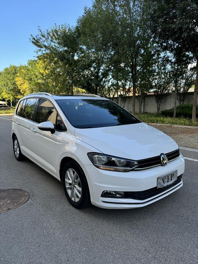 Volkswagen Touran L