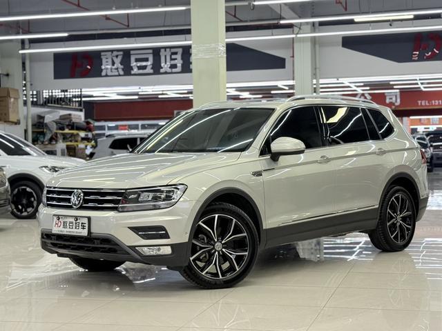 Volkswagen Tiguan L