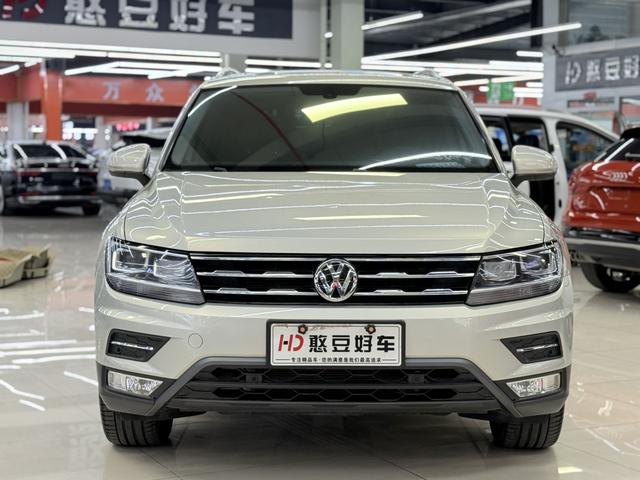 Volkswagen Tiguan L