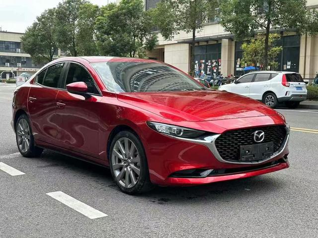 Mazda 3 Angkesela