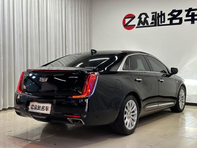 Cadillac XTS