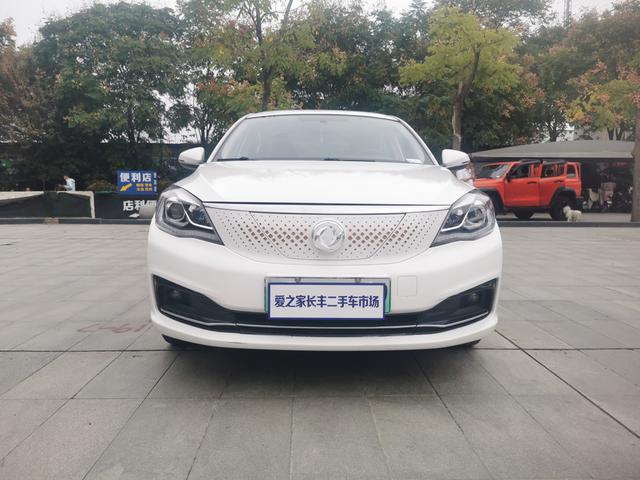 Dongfeng Fengshen E70