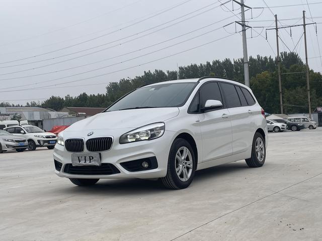 BMW 2 series multifunctional station wagon