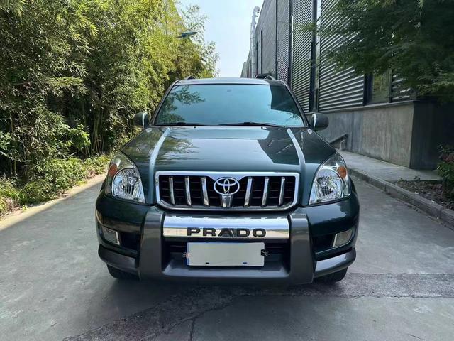 Toyota Prado (imported)