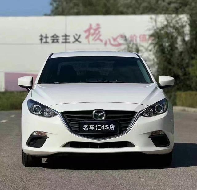 Mazda 3 Angkesela