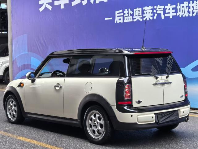 MINI CLUBMAN