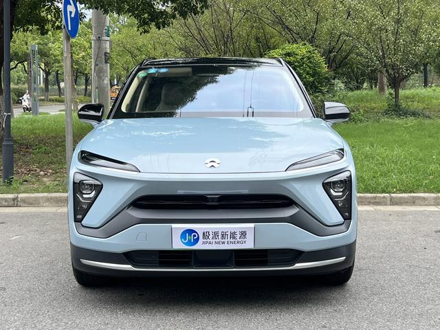 NIO ES6