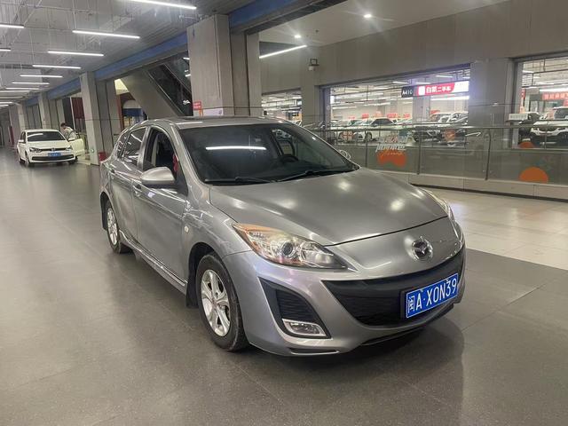 Mazda 3 star