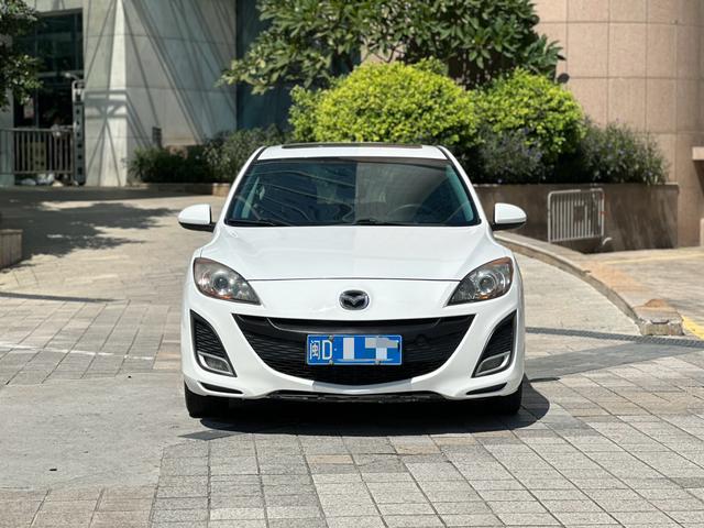 Mazda 3 star